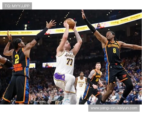 洛杉矶湖人开启“新战术”模式，冲击季后赛佳绩，洛杉矶湖人队新闻